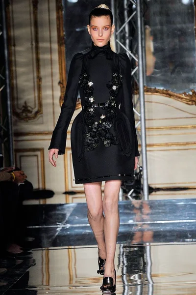 Look 37